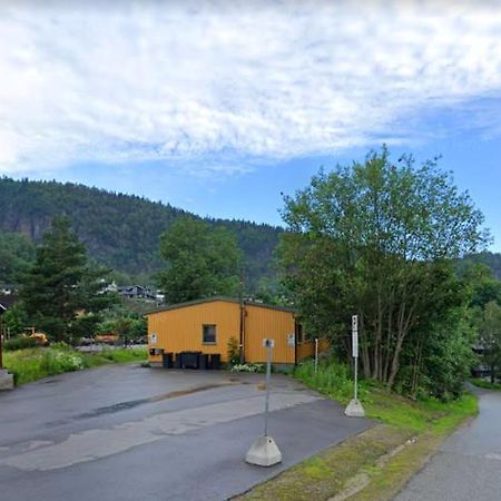Hvalstad Hostel Аскер Экстерьер фото